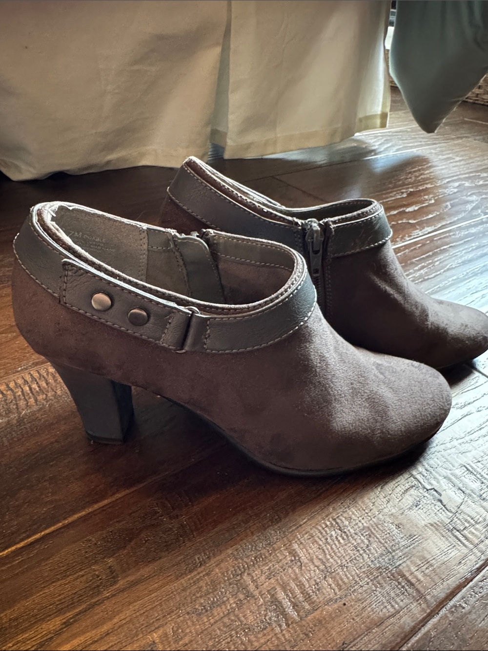 AEROSOLES Gray Suede Ankle Booties with Strap Detail